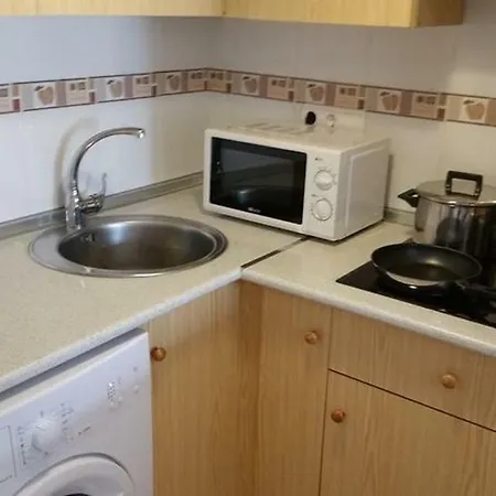 New Near Center/beach Apartment
